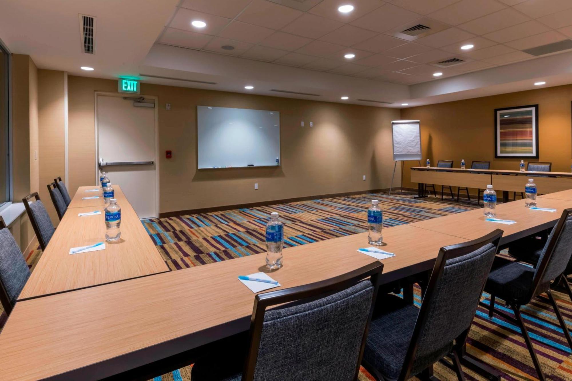 Fairfield Inn & Suites By Marriott Boston Marlborough/Apex Center Esterno foto