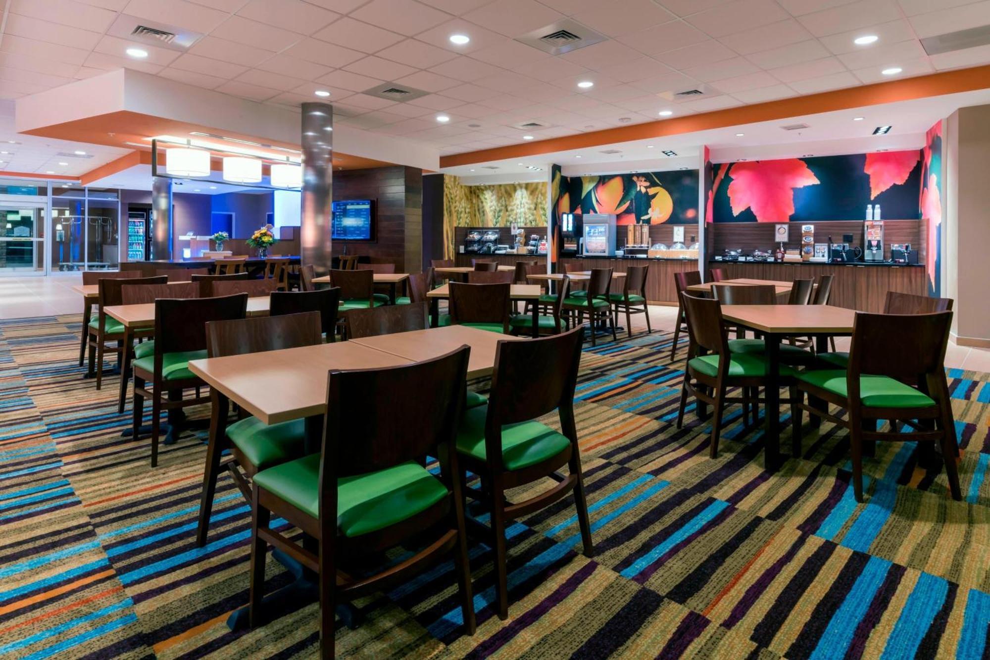 Fairfield Inn & Suites By Marriott Boston Marlborough/Apex Center Esterno foto