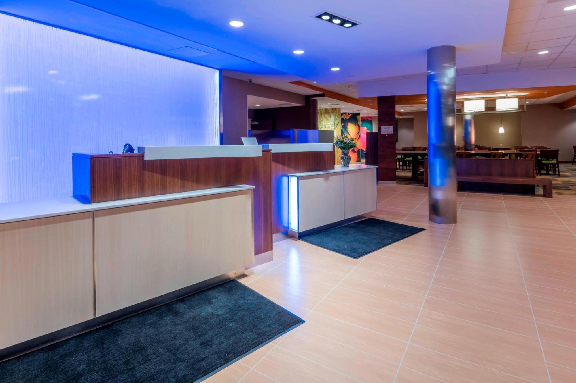Fairfield Inn & Suites By Marriott Boston Marlborough/Apex Center Esterno foto